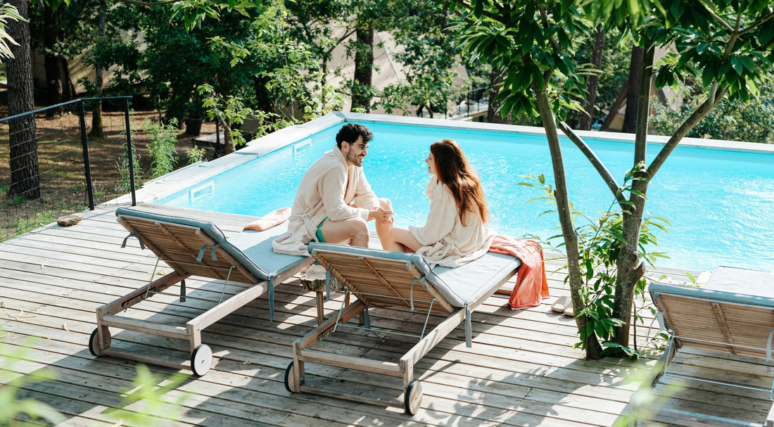 Holiday pool